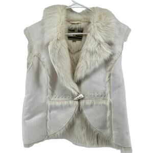 Powder River Outfitters Fuzzy Faux Fur Vest Top Comfy Outdoor Winter White XL